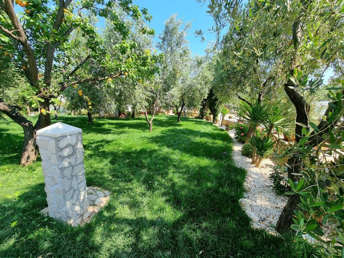 I Sapori Del Gargano Pension Vieste Buitenkant foto